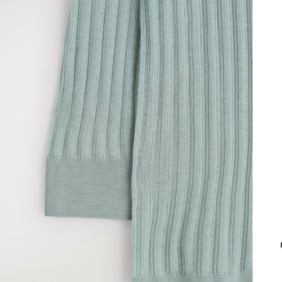 Cos Sheer Knit Top - Picture 2 of 4